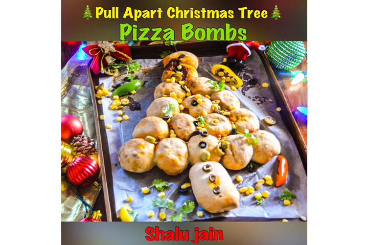 PULL APART CHRISTMAS TREE-PIZZA BOMBS