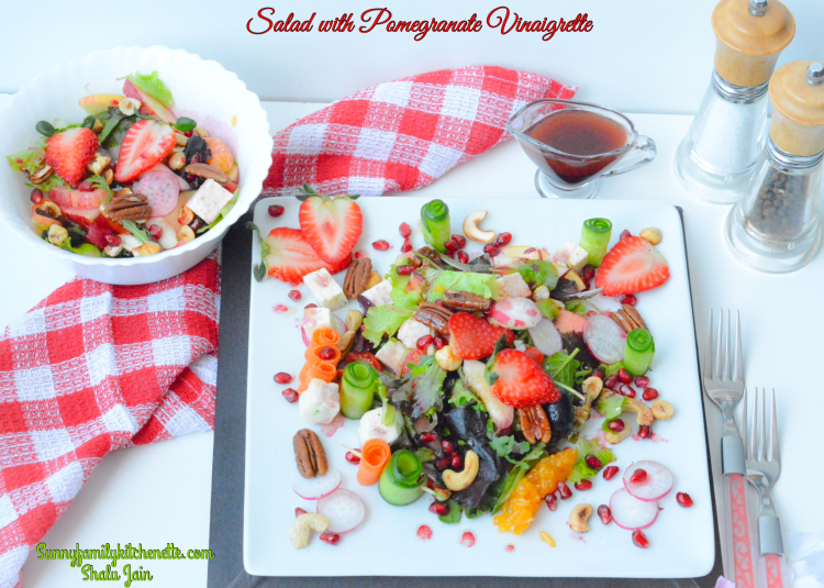 Salad with Pomegranate Vinaigrette 
